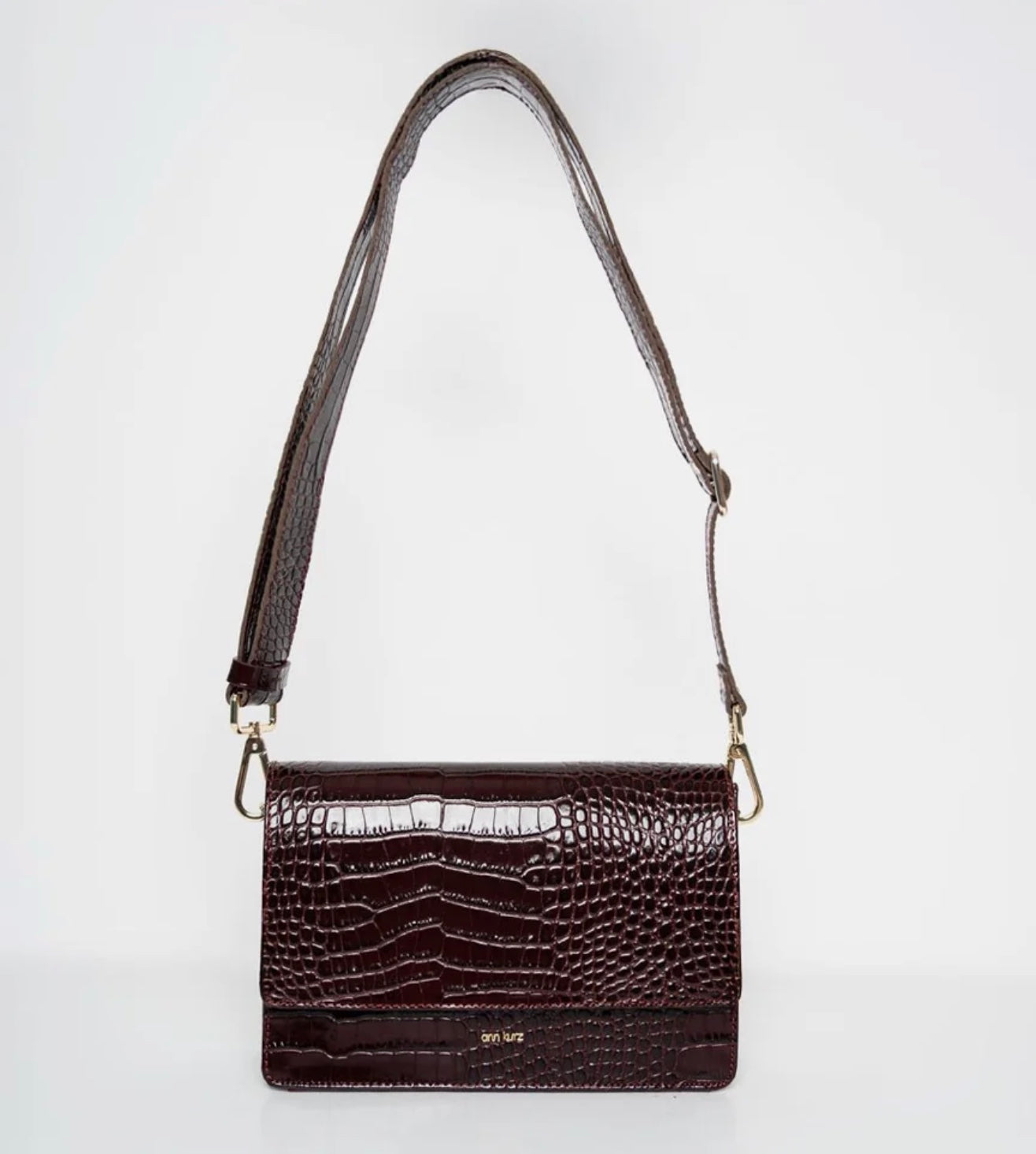 Ann Kurz - the perfect quare bag - croco burgundy